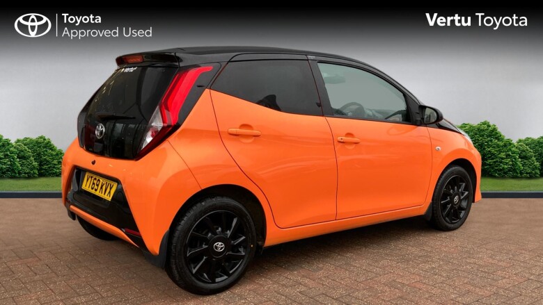 Toyota Aygo 1.0 VVT-i X-Cite 6 5dr Petrol Hatchback